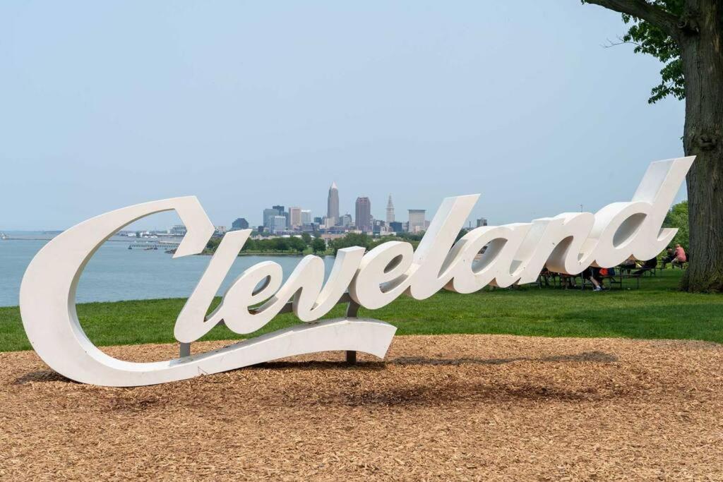 Apartment Trendy In Tremont, Cle *